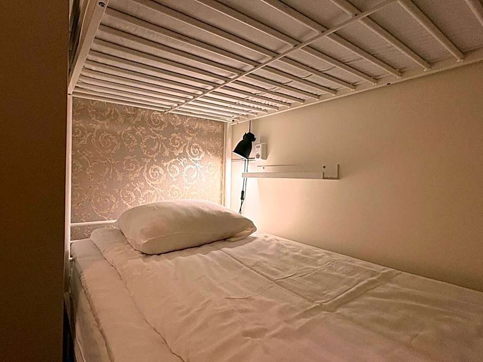 Crafoord Place Hostel