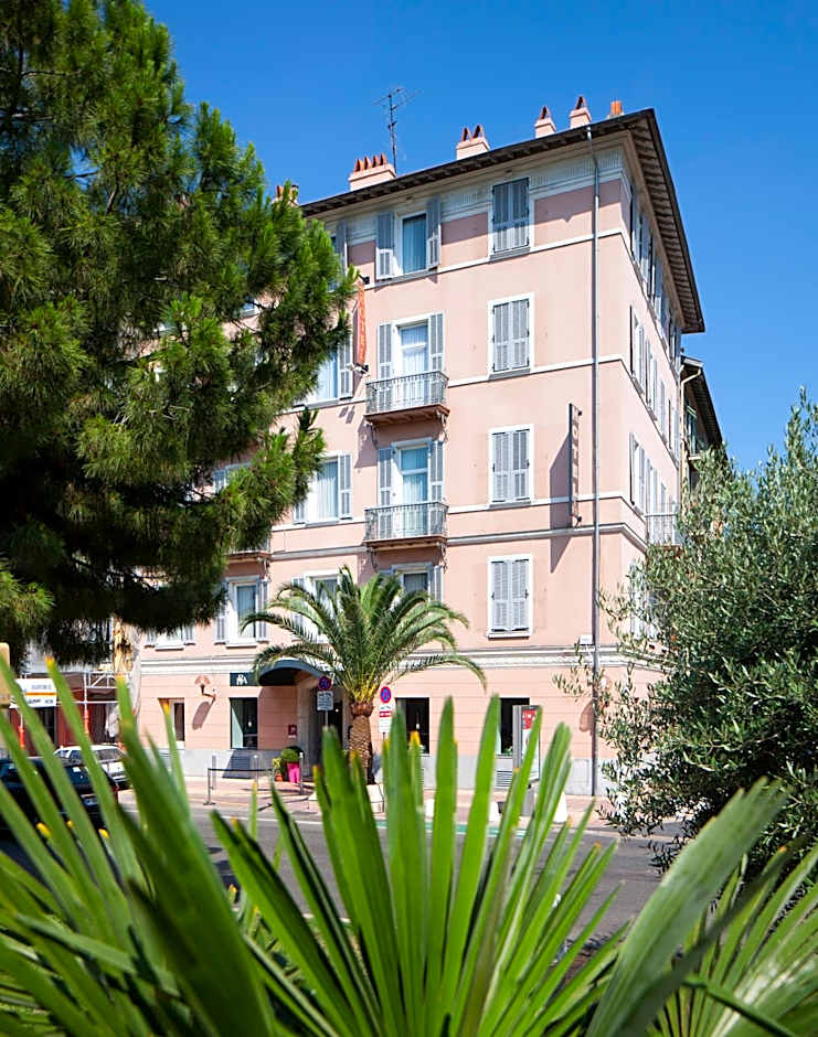 Photo 1 of 50 of Hotel Relais Acropolis