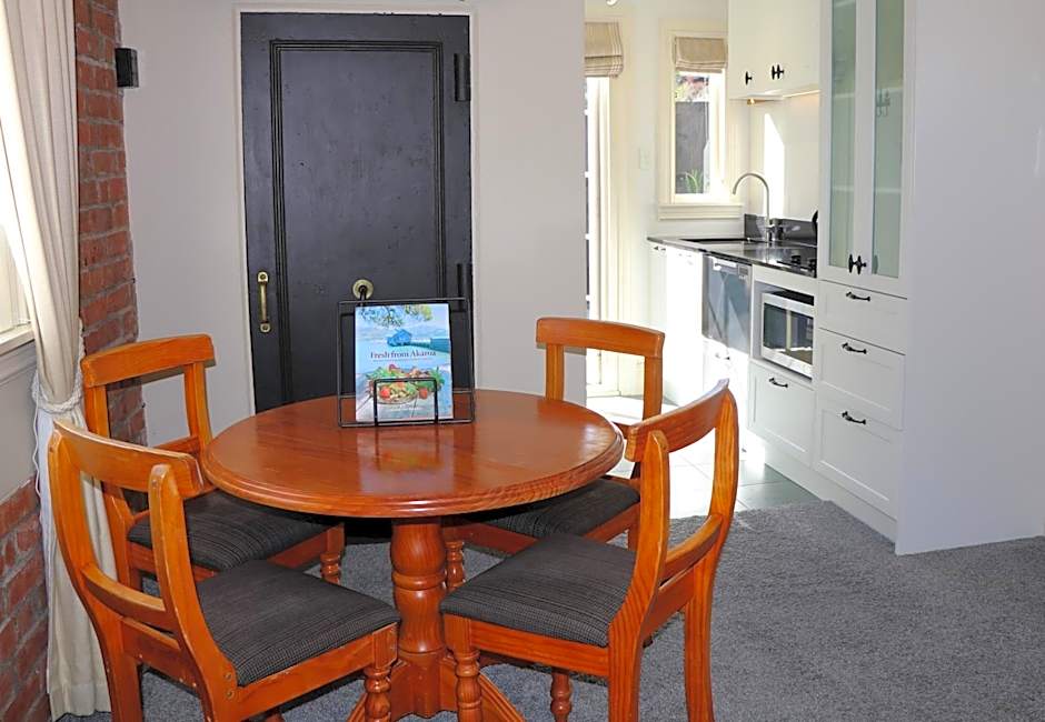 Historic Shipping Office - Akaroa