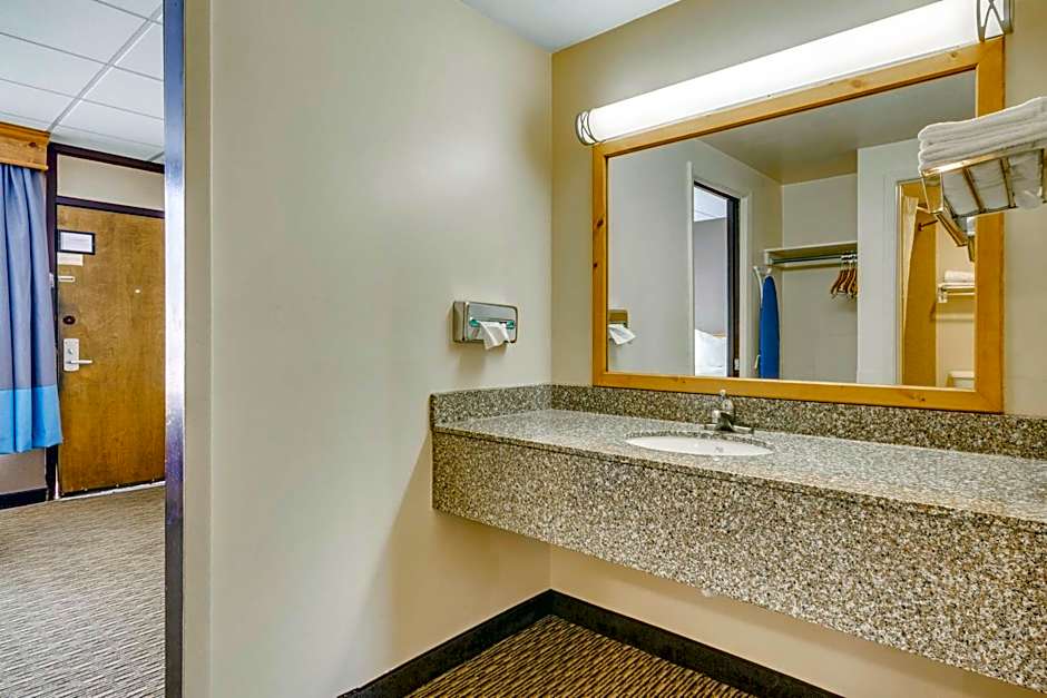 Best Western Lee's Motor Inn