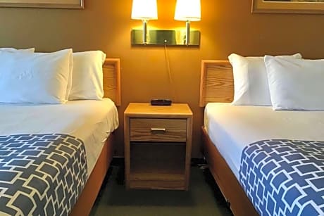 2 Queen Beds Hearing Impaired Accessible Room Non-Smoking