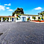 Palm Cove Motel