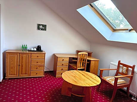 Economy Double or Twin Room