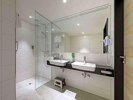 Family Comfort Room With Balcony And 1 Double Bed
