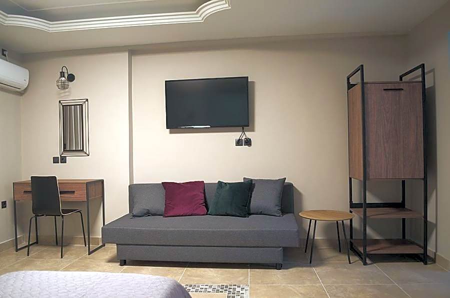 Elaėa Boutique Apartments