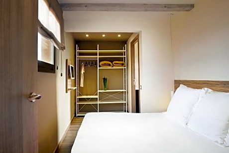 APARTMENT DELUXE