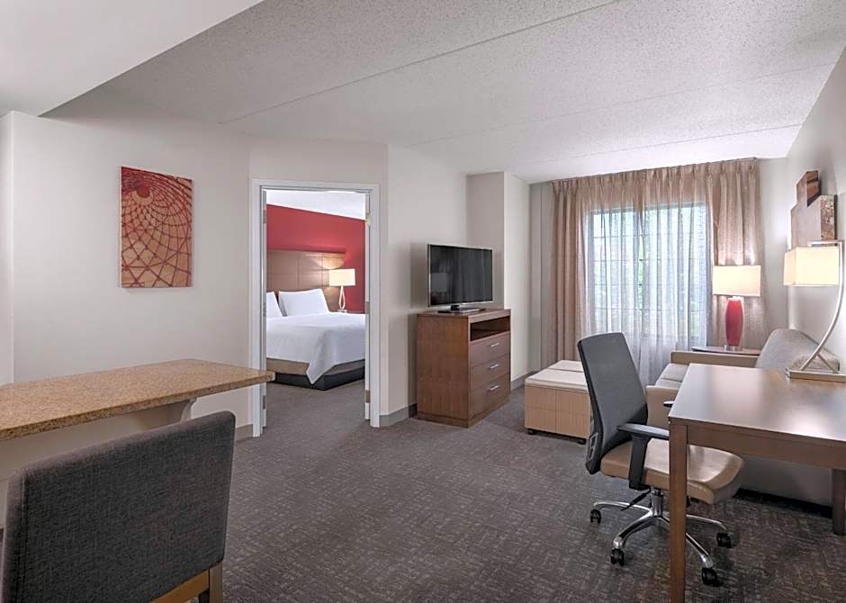 Staybridge Suites Indianapolis-Airport By IHG