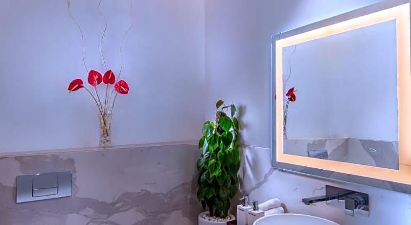 Sandal Suites Op. By Lemon Tree Hotels