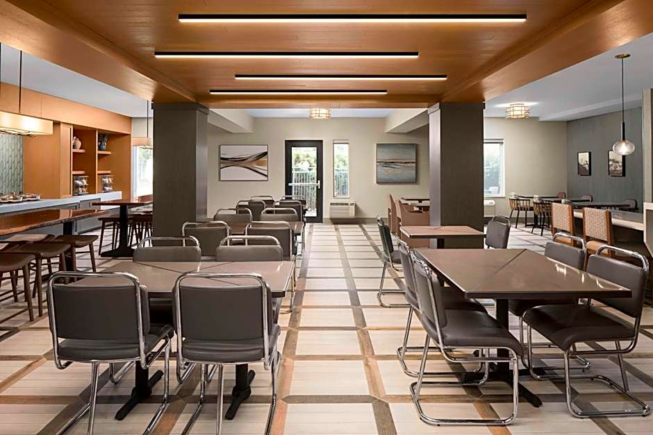 DoubleTree By Hilton North Salem