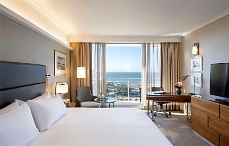 Executive King Room with Sea View