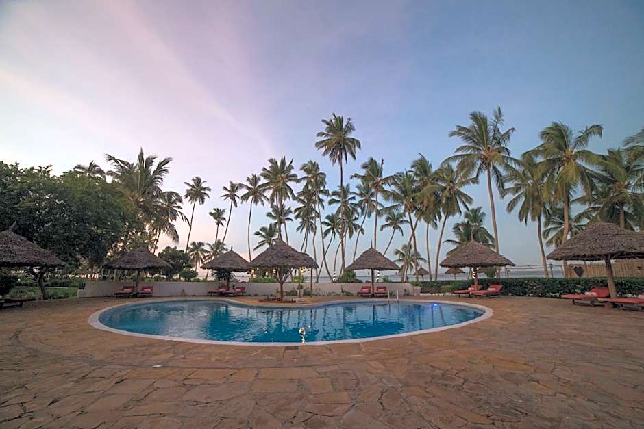 Antonio Beach Tree House Hotel & Spa