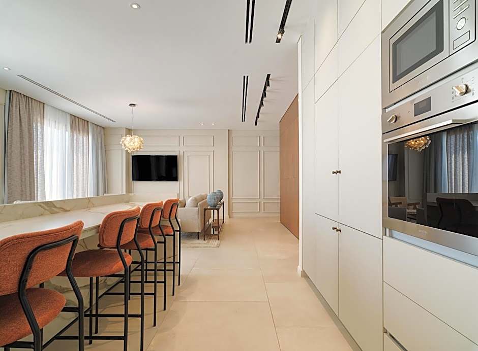 LIV Mackenzie Beach Suites Larnaca ADULTS ONLY