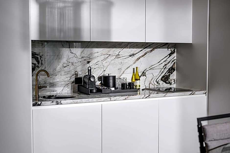 Daxton Hotel Birmingham, Curio Collection by Hilton