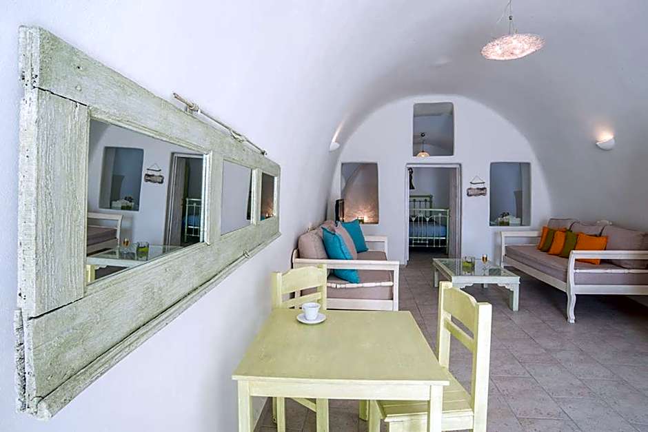 Blue Dolphins Apartments