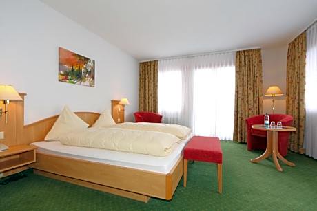 Superior Double Room with Mountain View