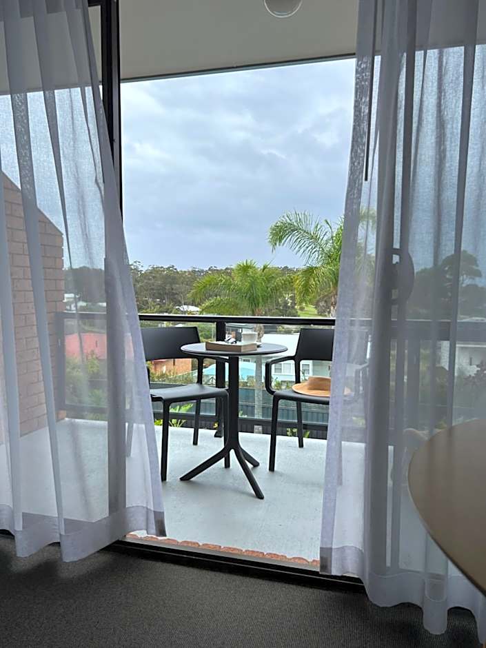 Mollymook Seascape Motel