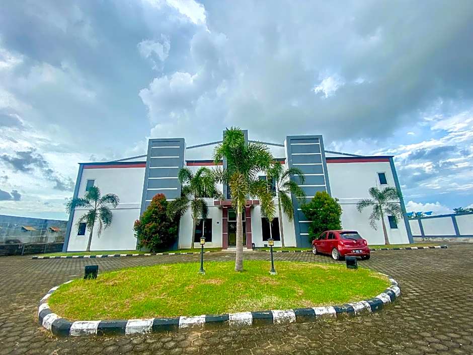 Wisma Graha Andi Djemma by Reddoorz – Maros, CA