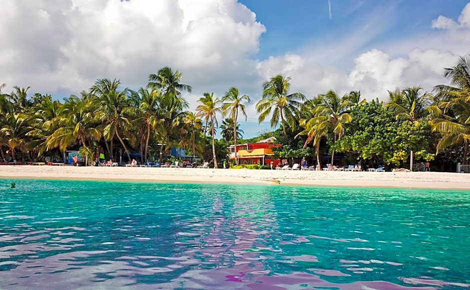 Hotel Cocoplum Beach