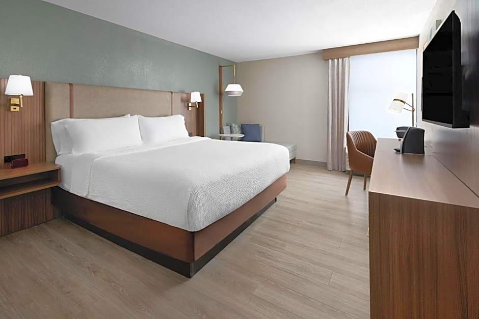 Holiday Inn Roanoke - Tanglewood Route 419 & I 581 By IHG