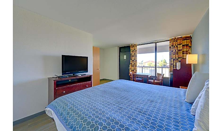 Capital O Travelers Inn Lawton Fort Sill