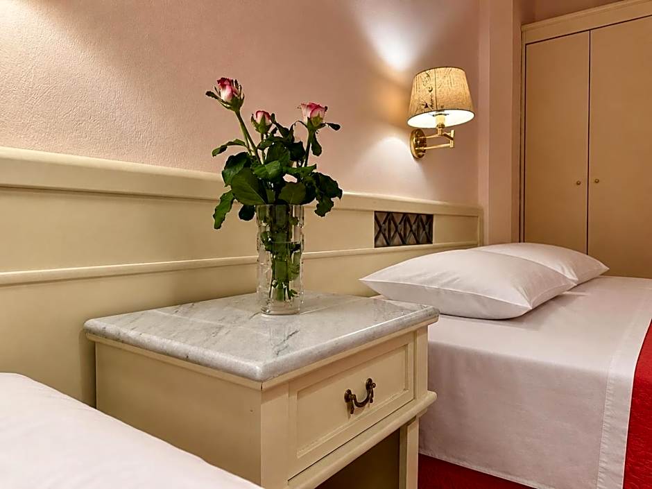 Acropole Delphi City Hotel