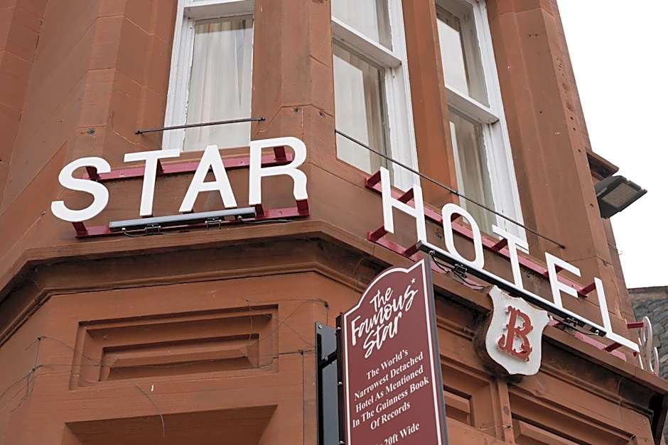 The Famous Star Hotel Moffat