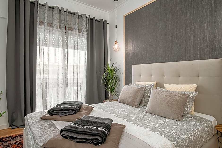 Avenue View Rooms - Guest House