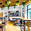 Point 7 Hotel