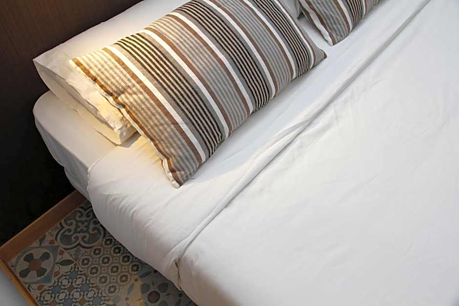 BCN Home Guest House