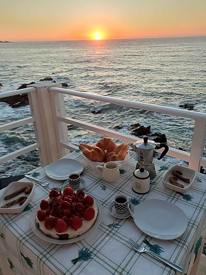 Hotel Luz de Mar ' right on the beach