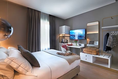 SUPERIOR GARDEN VIEW