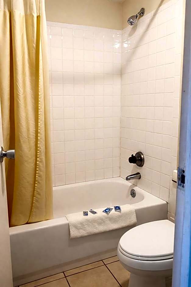 Americas Best Inn - Savannah I-95