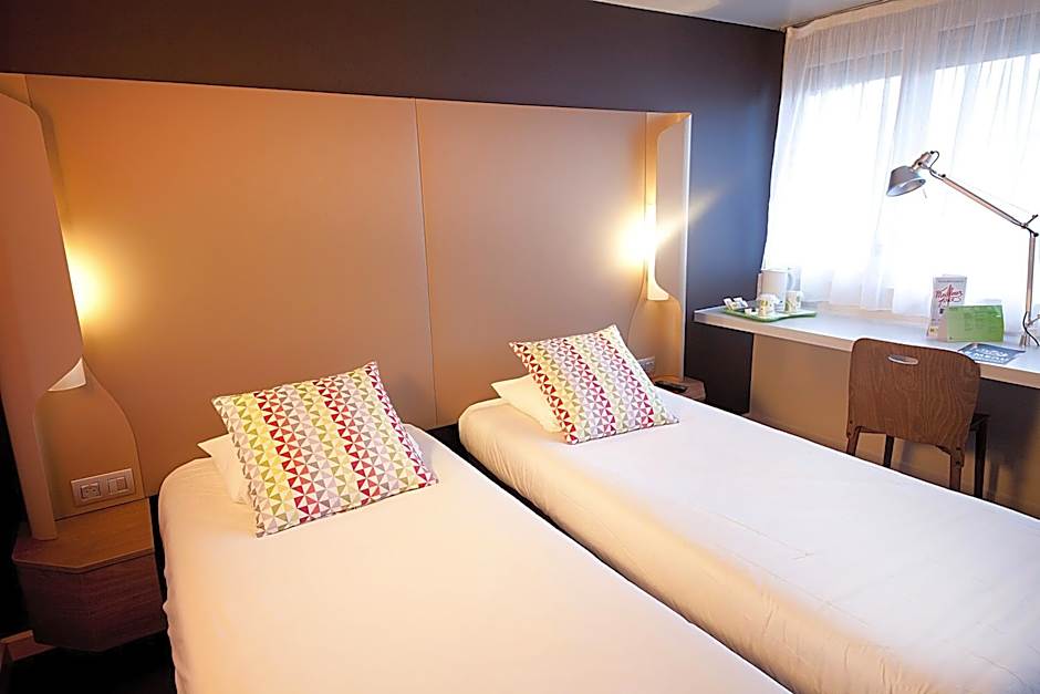 Campanile Clermont-Ferrand ~ Aubière