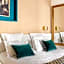 Queens Hotel