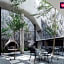 Lloyd's Inn Bali