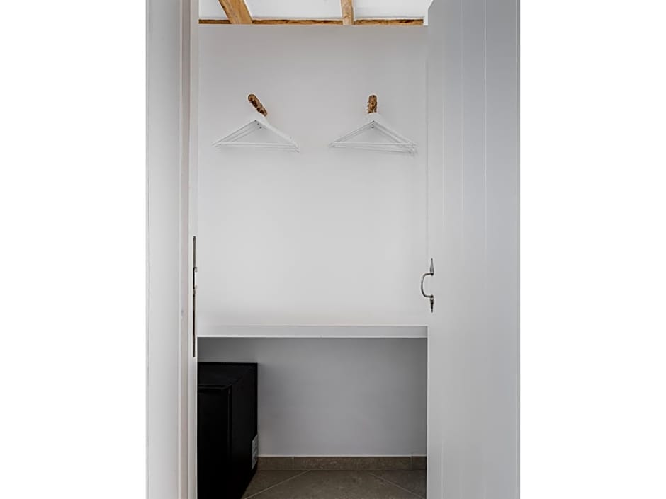 S'Enclova Petit Hotel