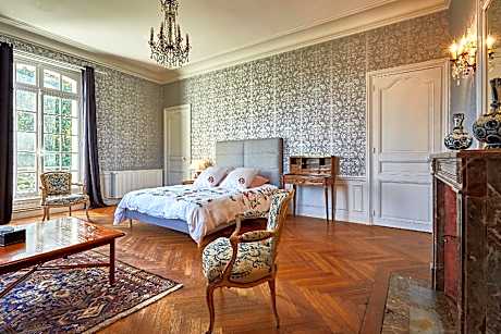 Suite-Exécutif-SDB privée avec baignoire-Vue sur Parc