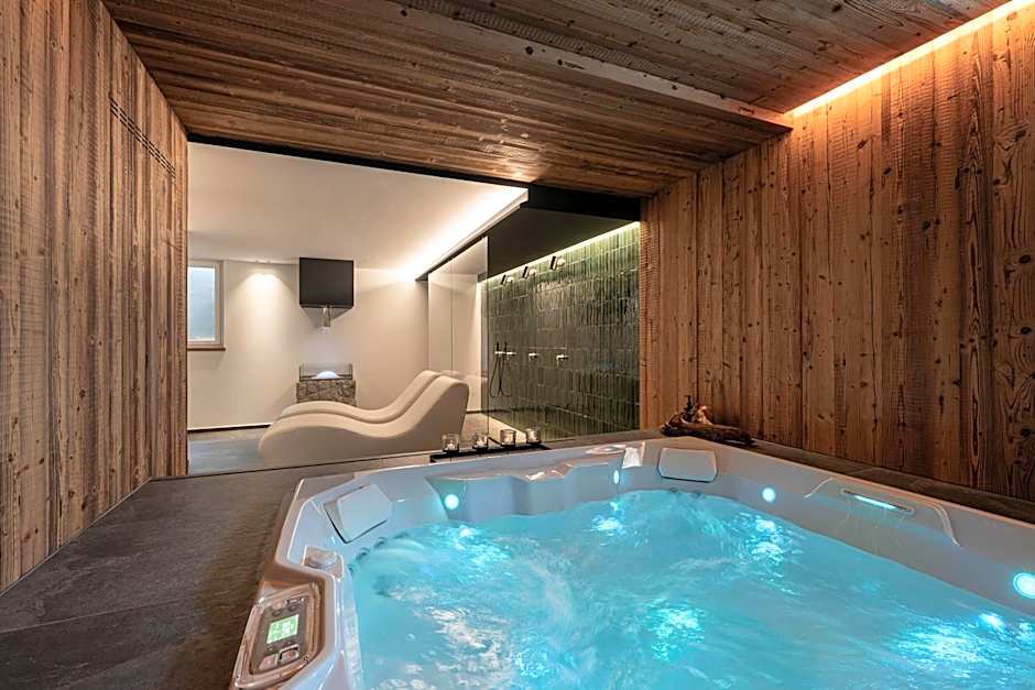 Hotel alle Rose Family inspired garden and SPA
