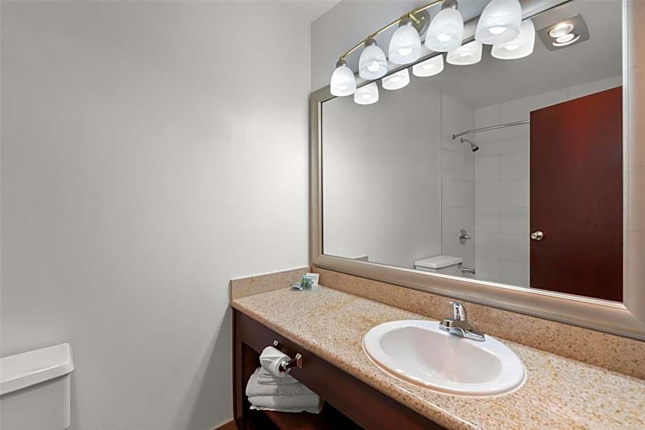 Best Western Chieftain Inn