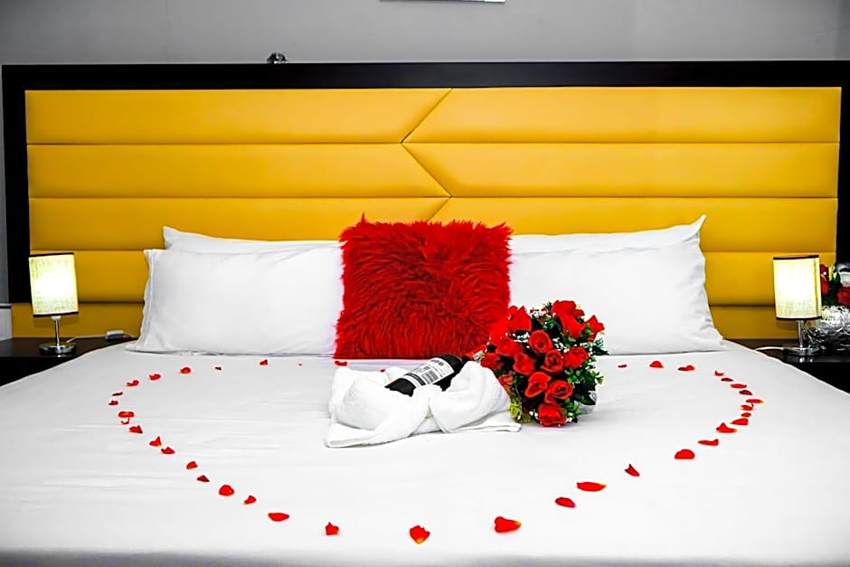 Photo 1 of 9 of Khatholoha Guest House 