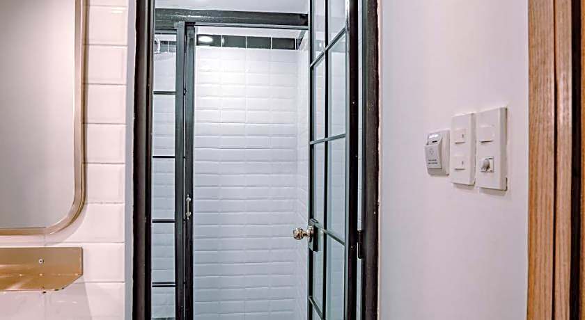 MINT HOTEL Q.1