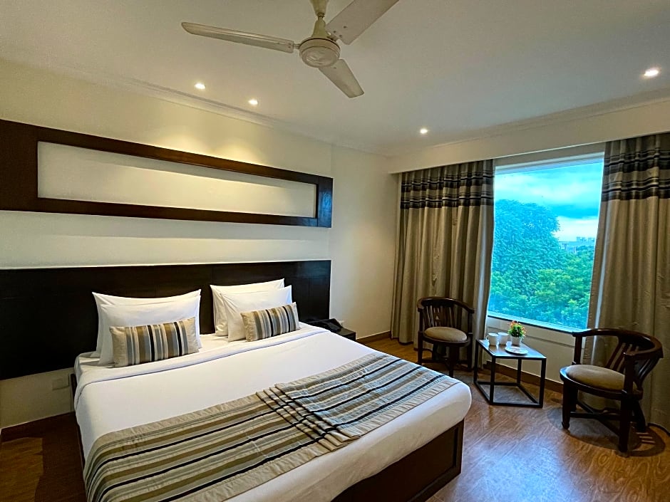 Hotel Royale Residency