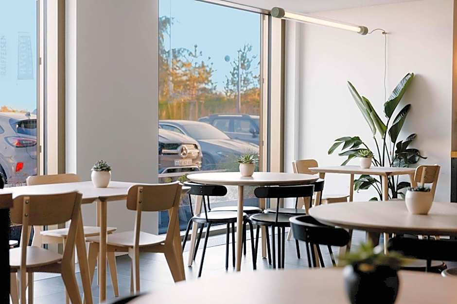 YOTEL Geneva Lake