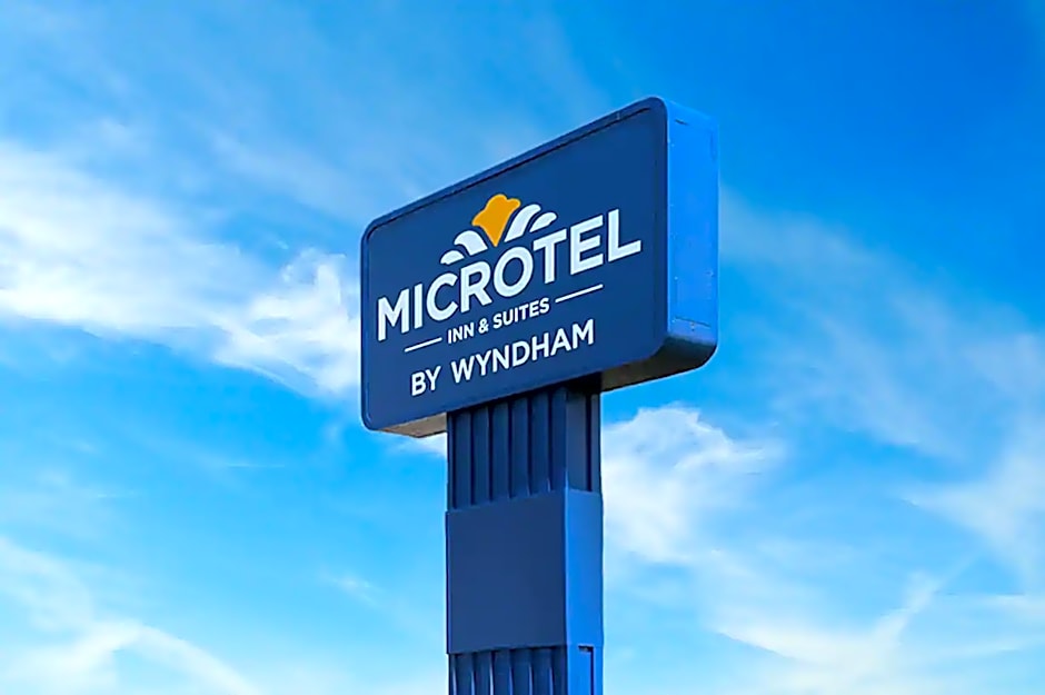 Microtel Inn & Suites by Wyndham Liberty/NE Kansas City Area