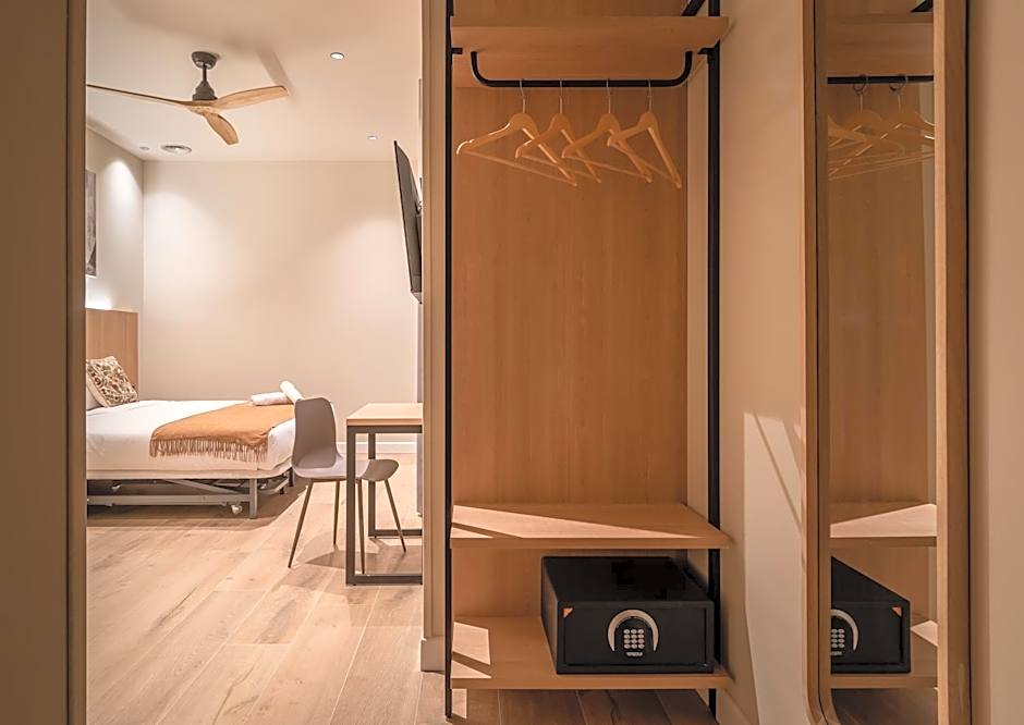 Aerohotel Barcelona Airport 24h