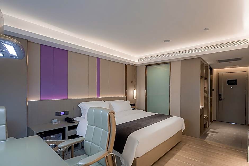 Lavande Hotel Yueyang County Fuya