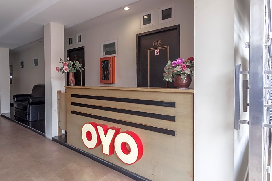 OYO 294 Andrea Residence Syariah