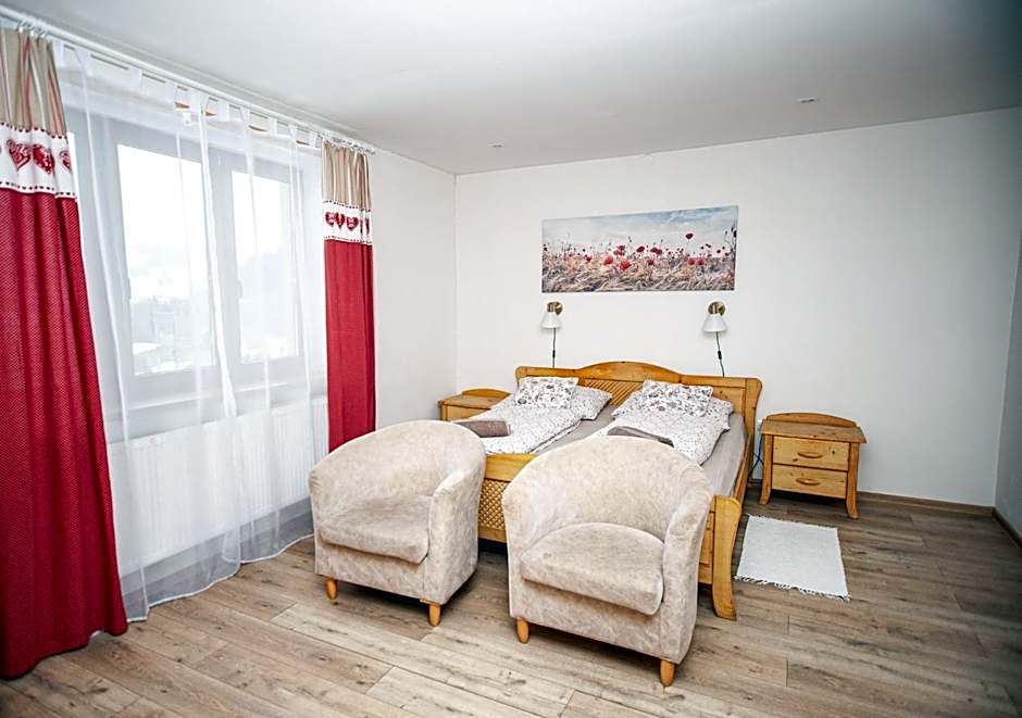 Hostinec pod úbočou