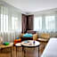 Moxy Annecy