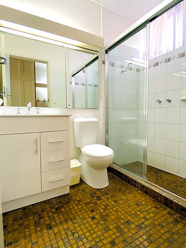 Connells Motel & Serviced Apartments